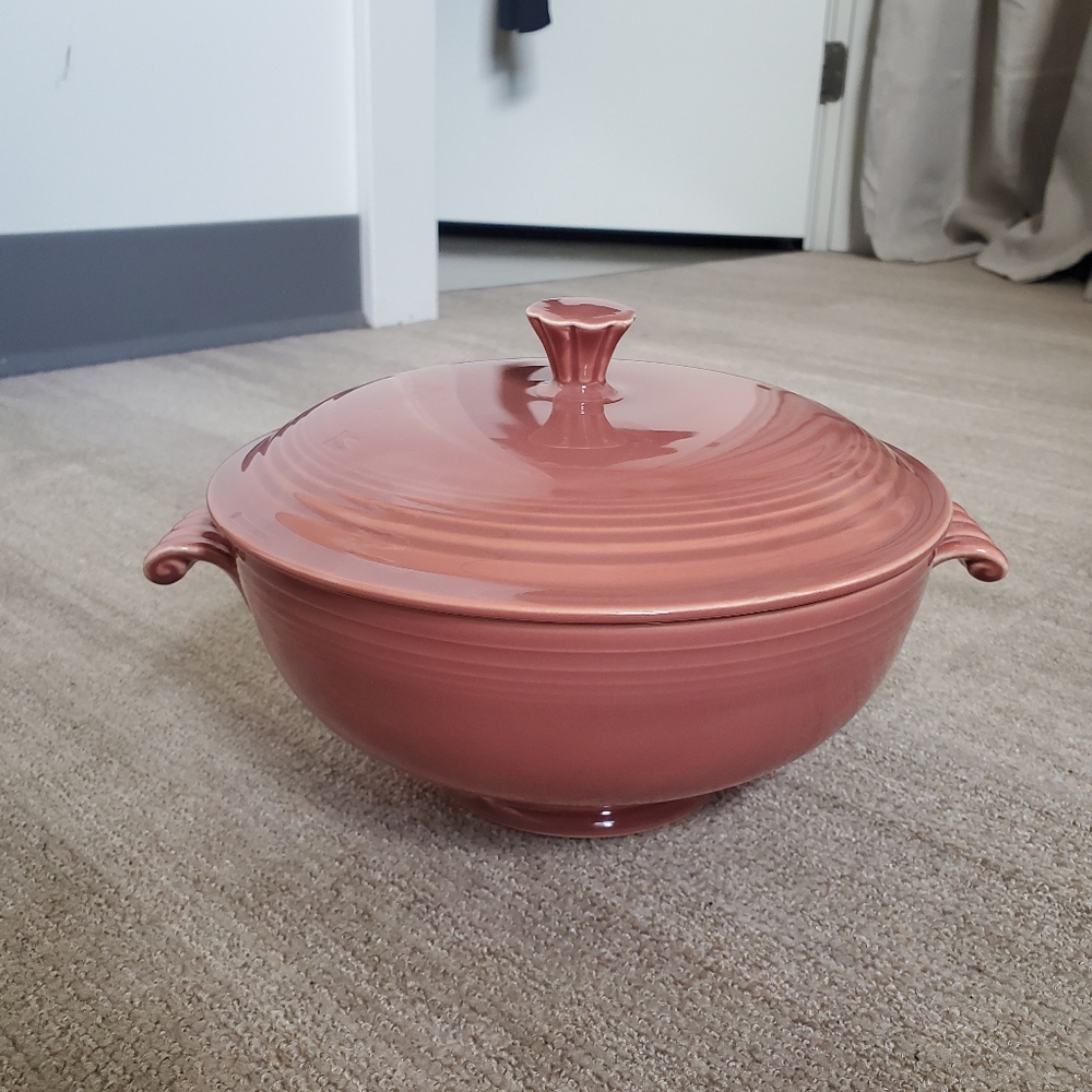 Vintage fiesta covered casserole in rose glaze